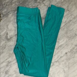 Vibrant Blue and Green Seamless Leggings